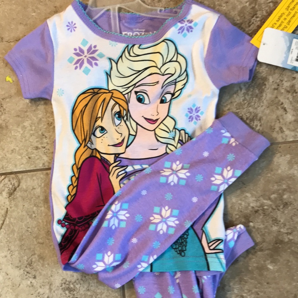 5T Disney purple Frozen princess pajama set NWT